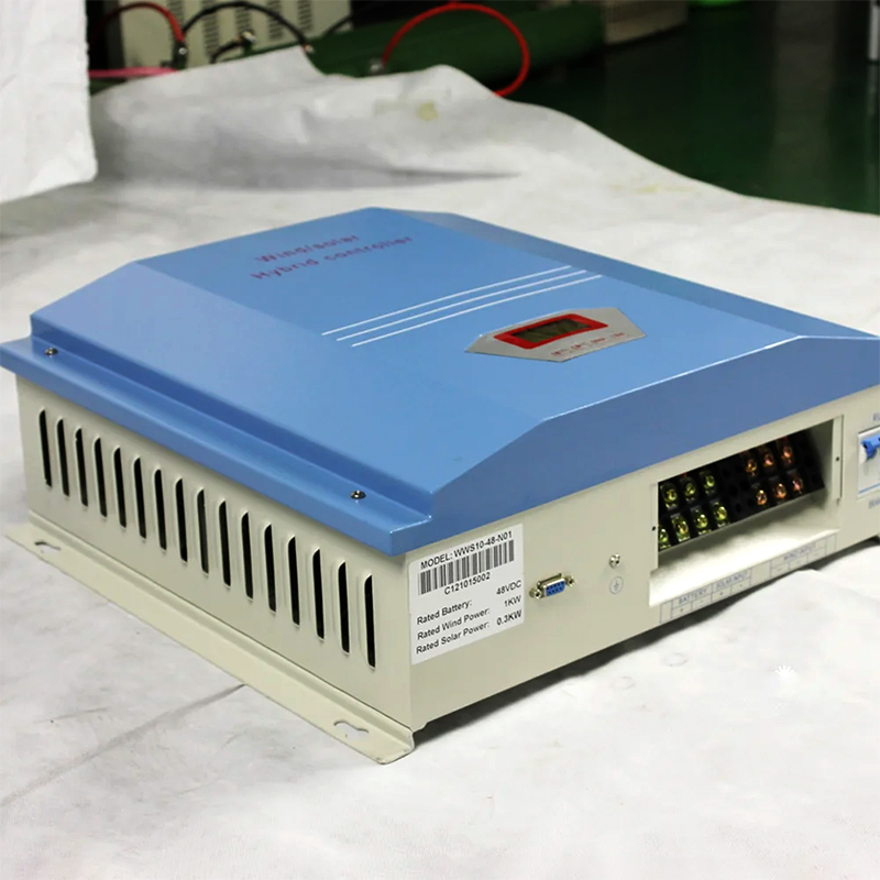 Controlador híbrido solar eóli - Renewable Energy Technology reseña y precio